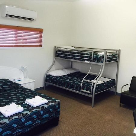 Springsure Overlander Motel Kültér fotó