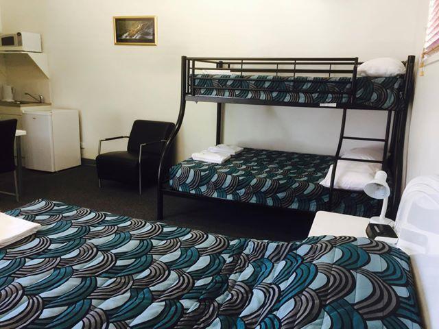 Springsure Overlander Motel Kültér fotó